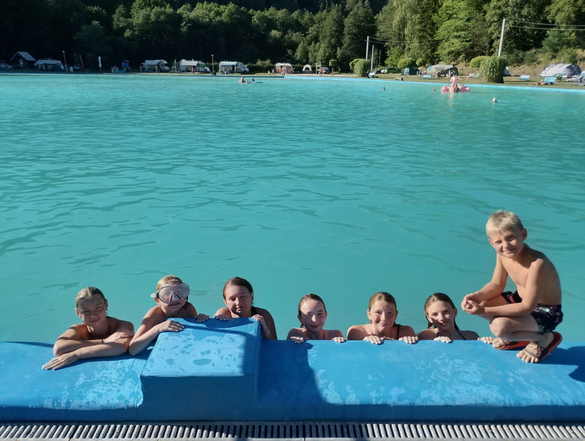 Vnoučata a kámoši na koupadle
