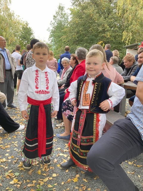 malí "švarní šohajci"