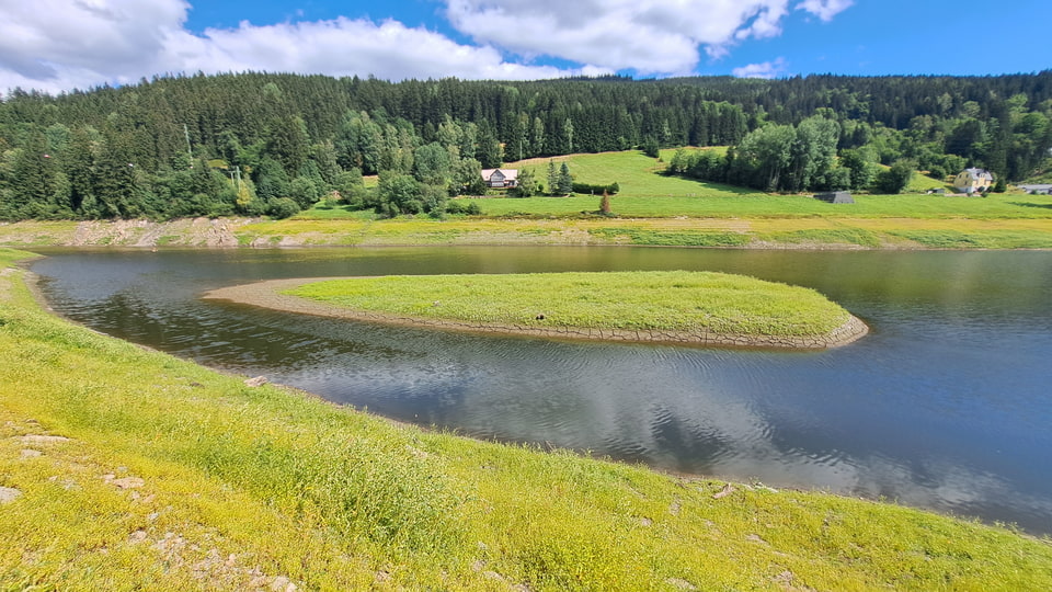 Vypuštěná přehrada aneb ostrov, který tam nikdy nebyl