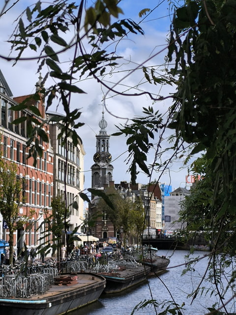 Amsterdam mezi vodou a časem