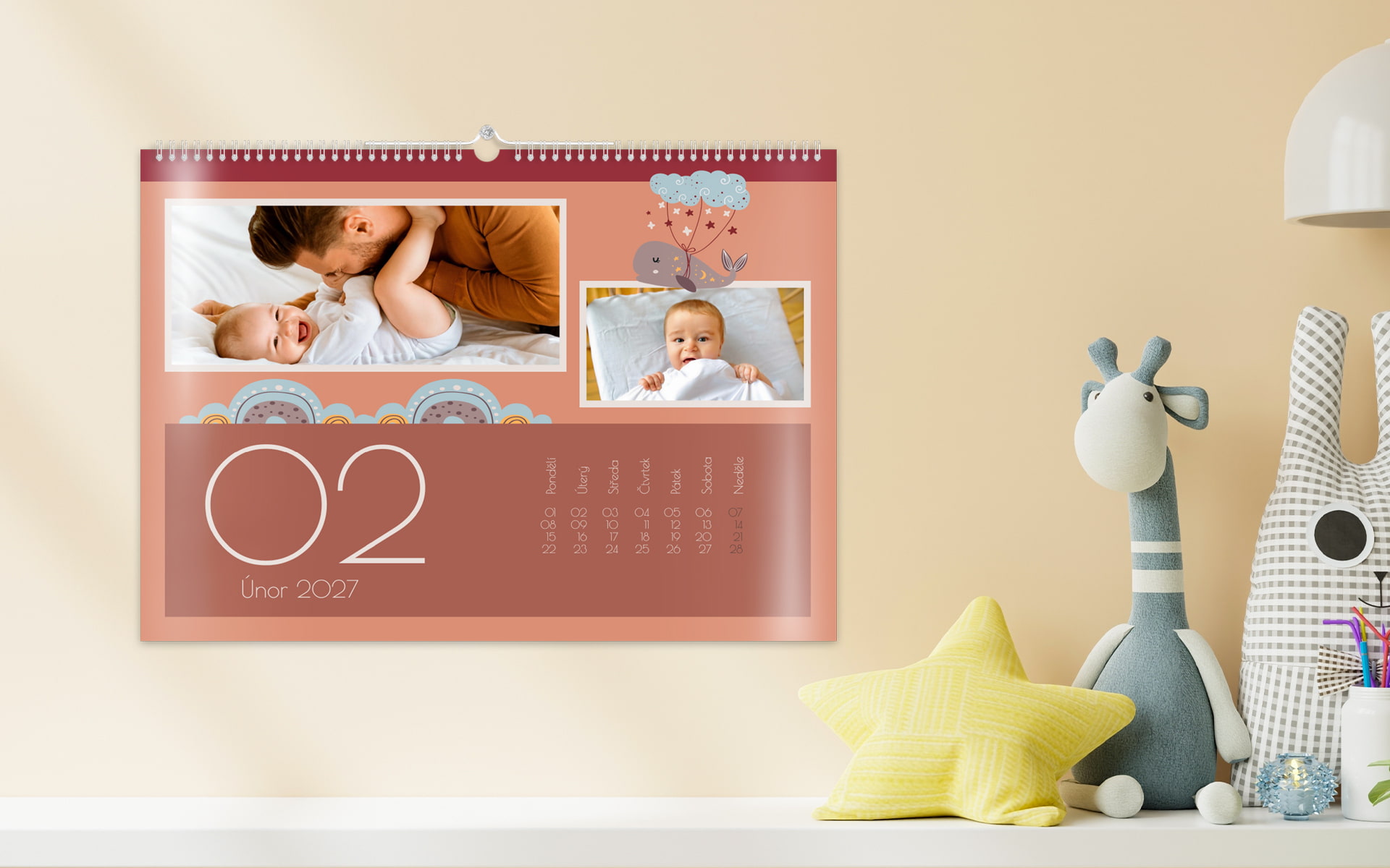 Nástěnný fotokalendář A4 na šířku zušlechtěný lakováním od HappyFoto Nástěnný fotokalendář A4 na šířku zušlechtěný lakováním od HappyFoto