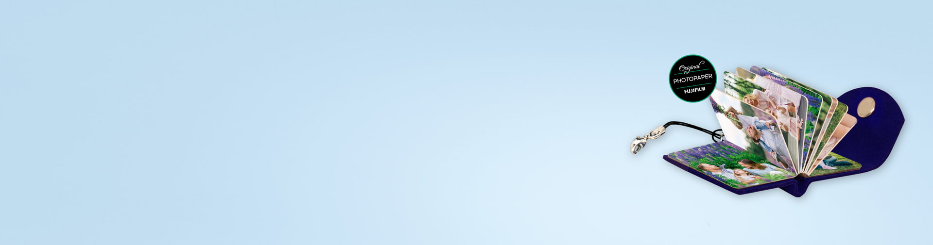 Nejmenší fotokniha zahalená v sametu Nejmenší fotokniha zahalená v sametu